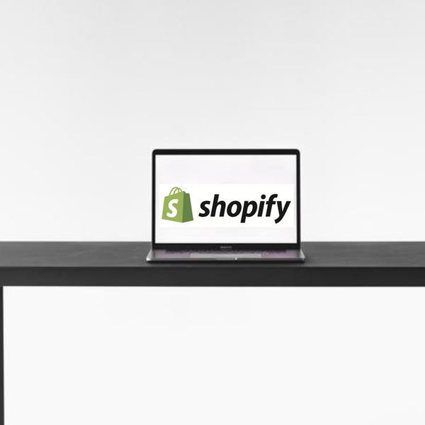 shopifyのメール設定で気を付けておきたいこと　カナダ製なので　下の名前仕様になっている！